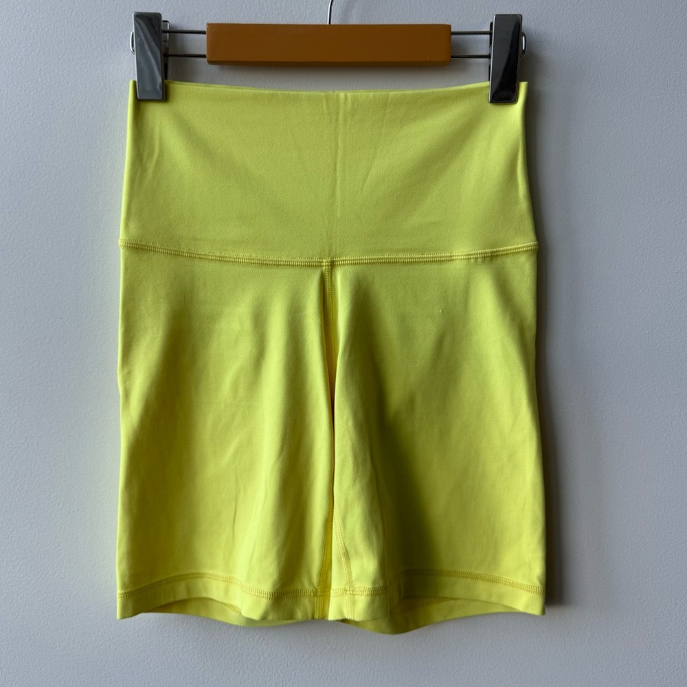 2/$40 - TNA butter Hi-Rise Short